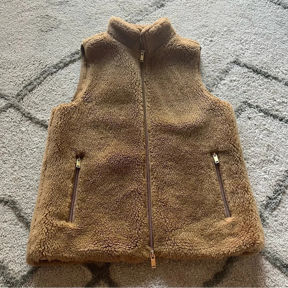 J Crew Plush Fleece Excursion Vest fuzzy warm brown tan XS - Picture 2 of 11